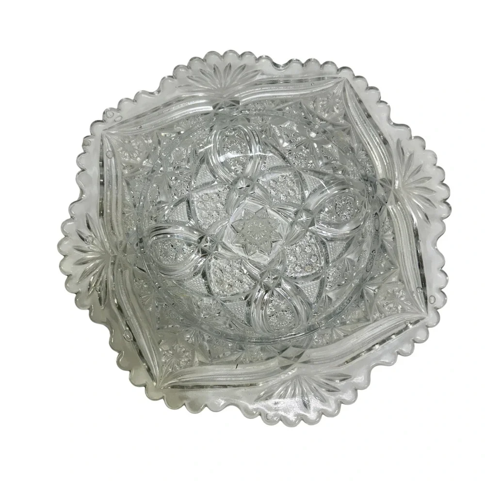 Vintage Clear Pressed Glass Domed Butter Dish Pinwheel Starburst Scalloped Edge‎